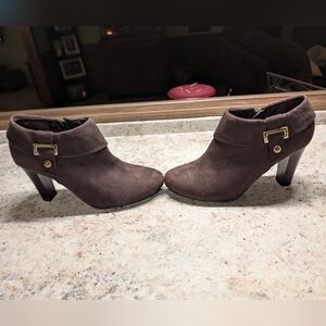 Karen Scott Brown Faux Suede Nancy Ankle Booties w